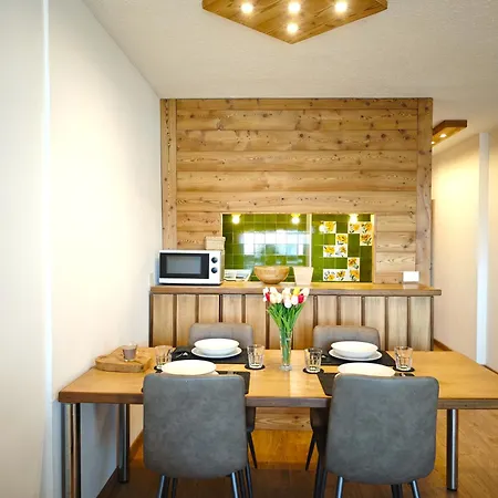 Apartment Hostdomus - Artic
